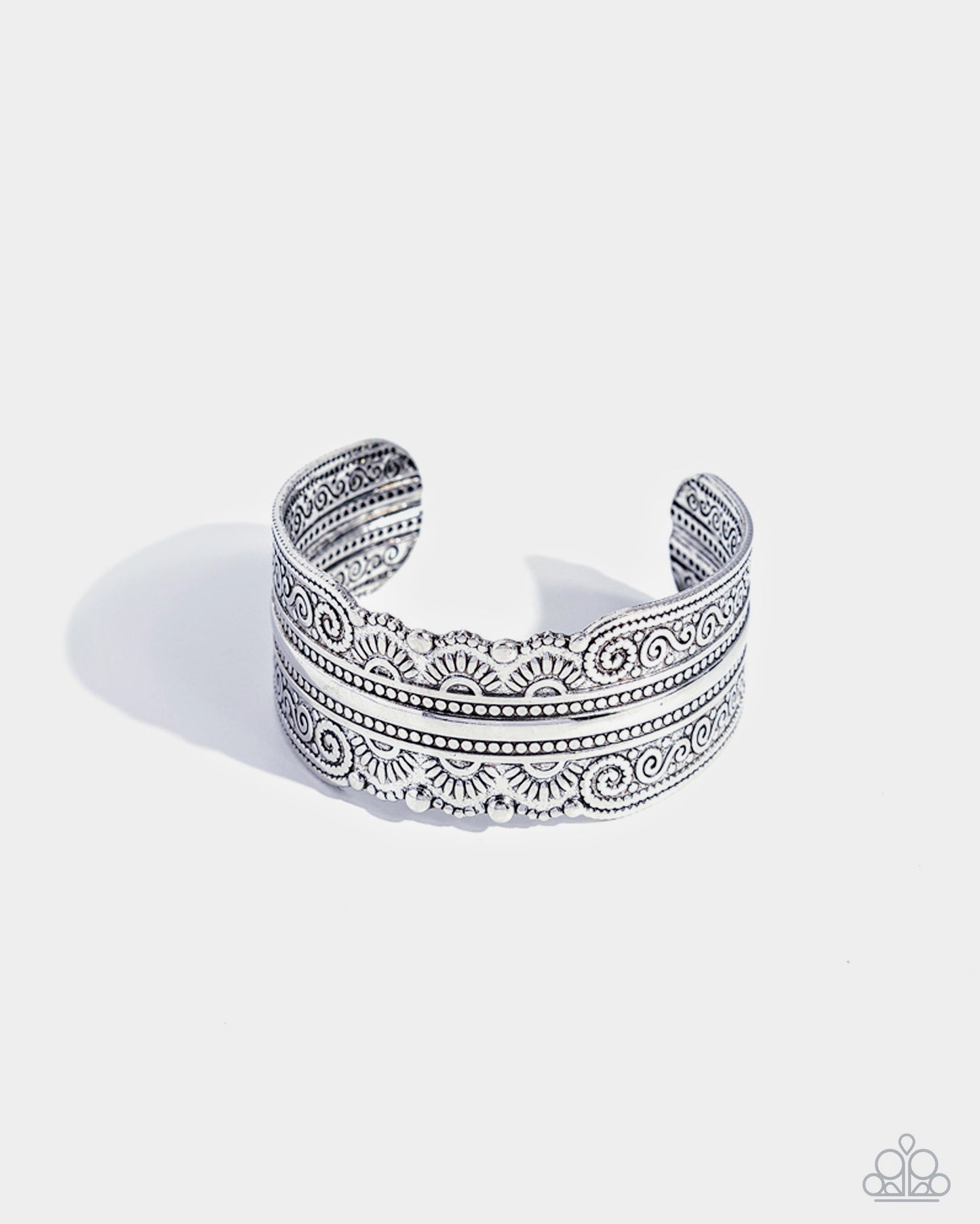 Into the Horizon - Silver Antique Bracelet
