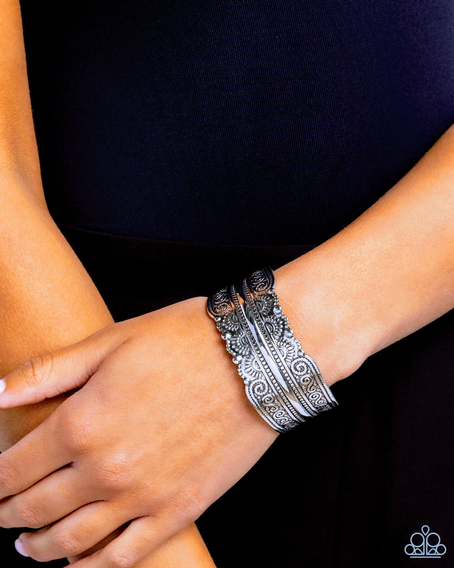 Into the Horizon - Silver Antique Bracelet
