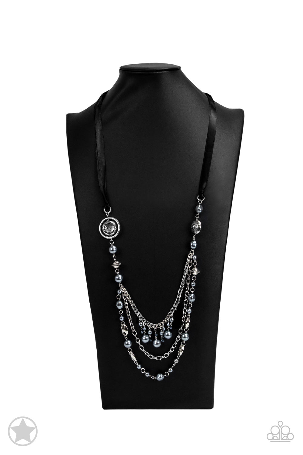 All The Trimmings - Black Female Necklace