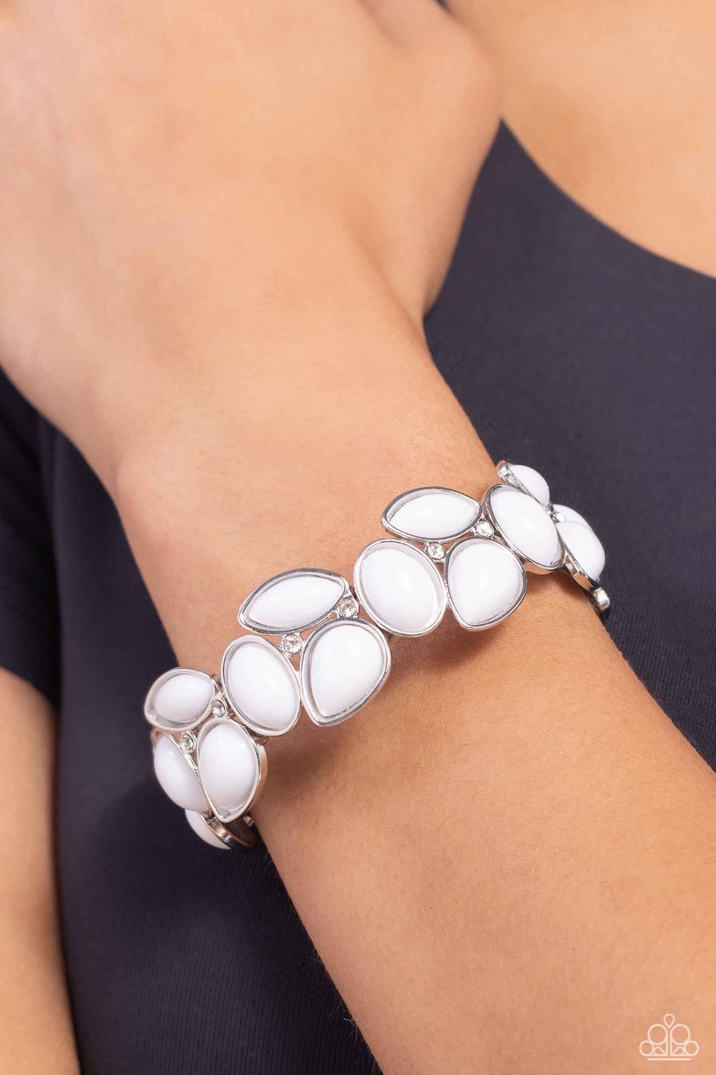 Gondola Groves - White Female Bracelet