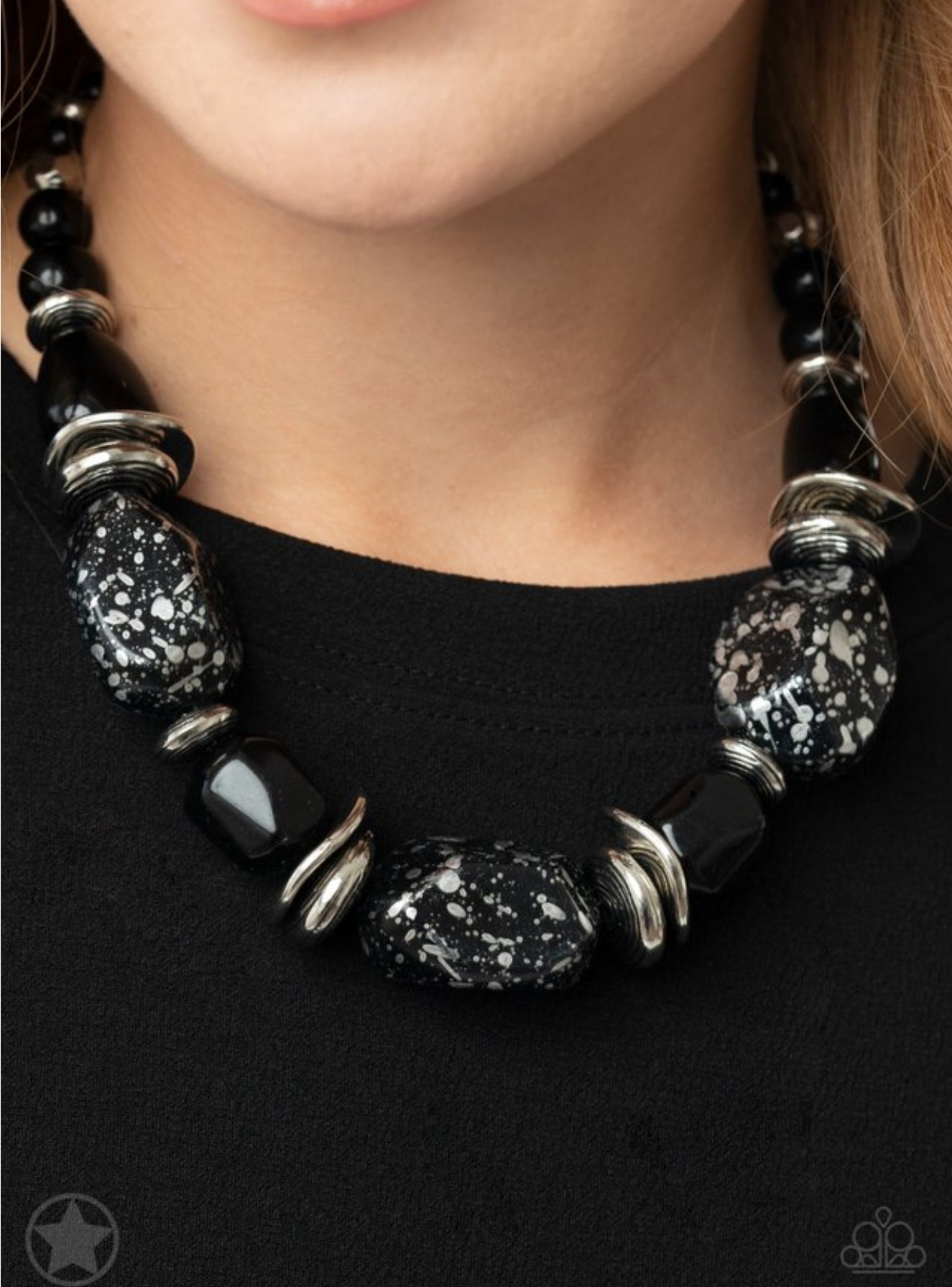 In Good Glazes - Black