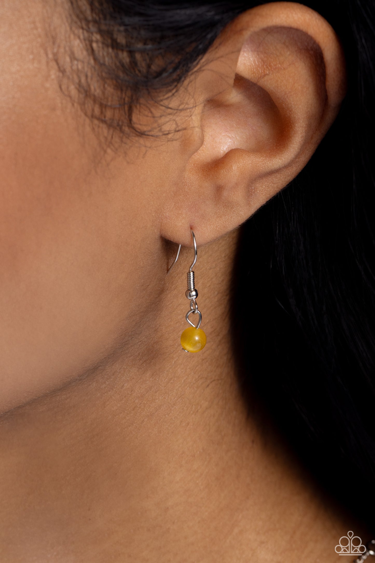 Top-Notch Trinket - Yellow Female Necklace