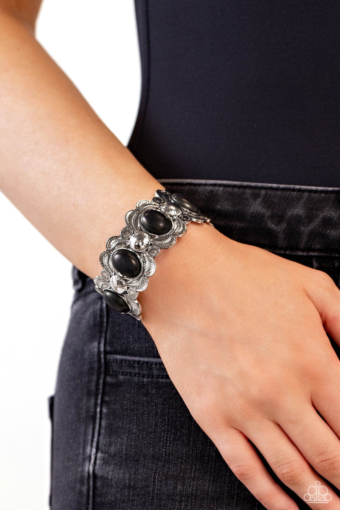 Sandstone Serenade - Black Rhinestone Bracelet