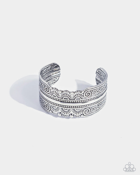Into the Horizon - Silver Antique Bracelet