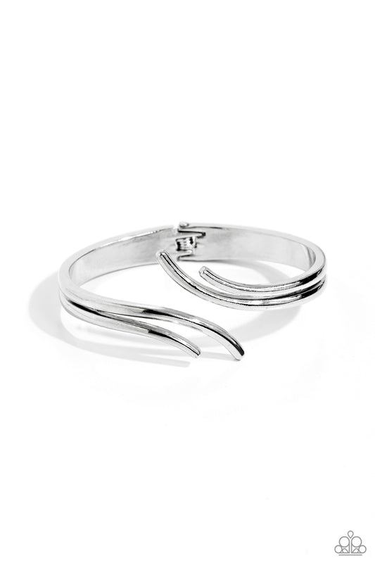 Elven Elegance - Silver Curved Bracelet