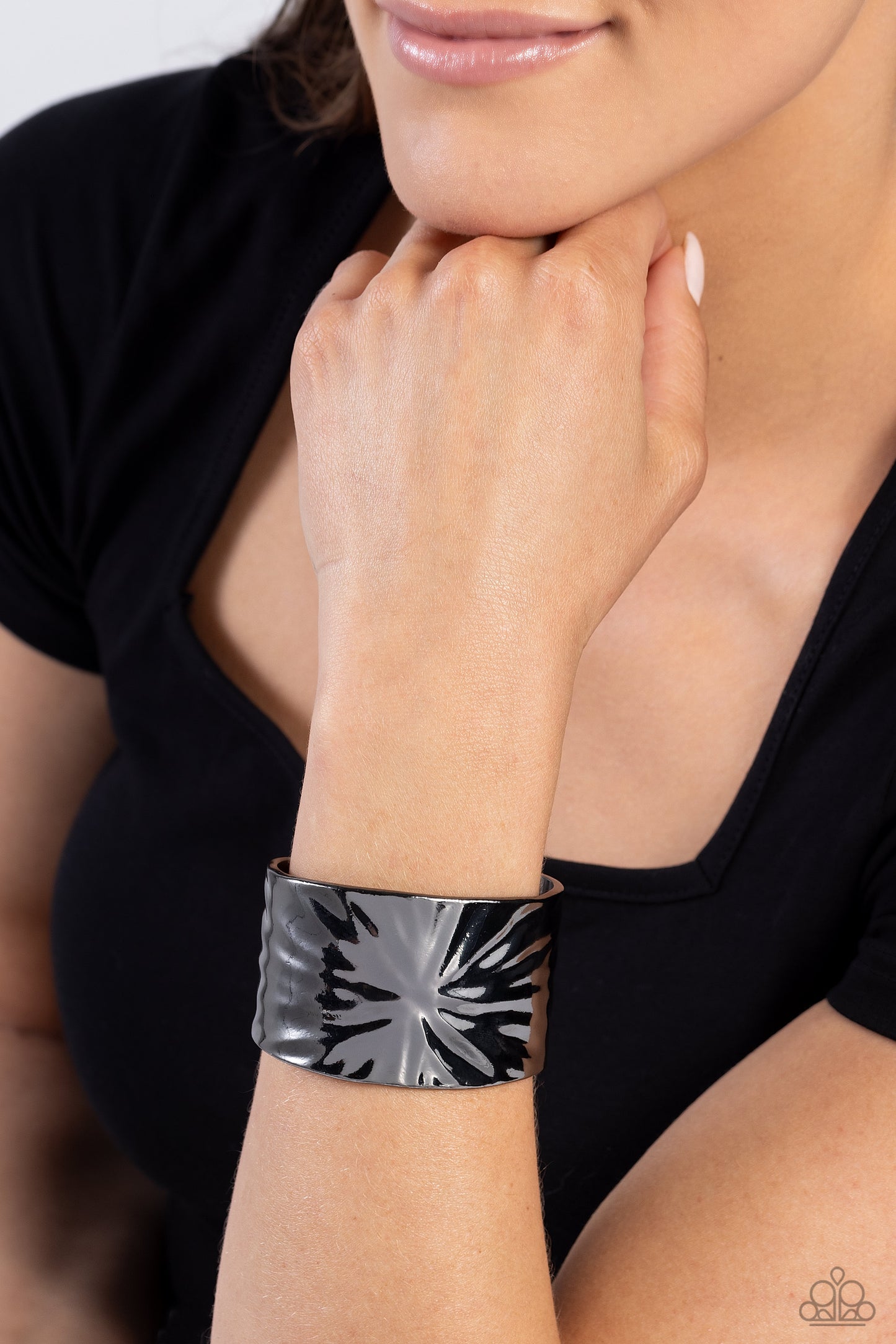 Ford Fusion - Black Bracelet