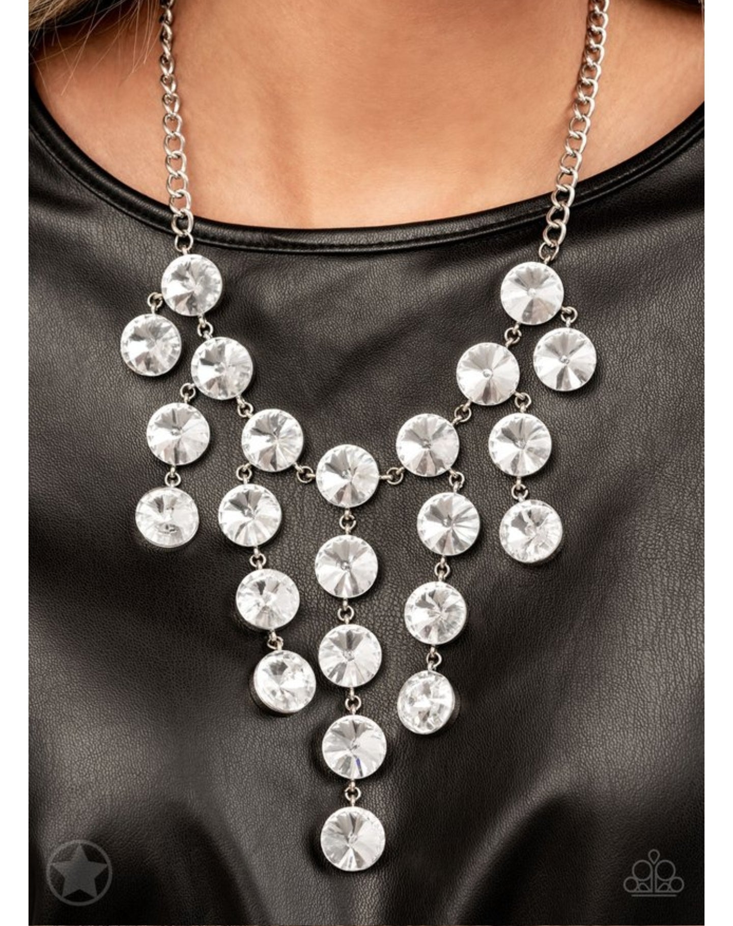 Spot Light Stunner-Oversized White Rhinestone Necklace
