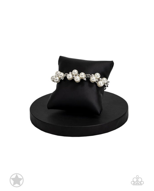 I Do - Shimmery White Pearl Bracelet