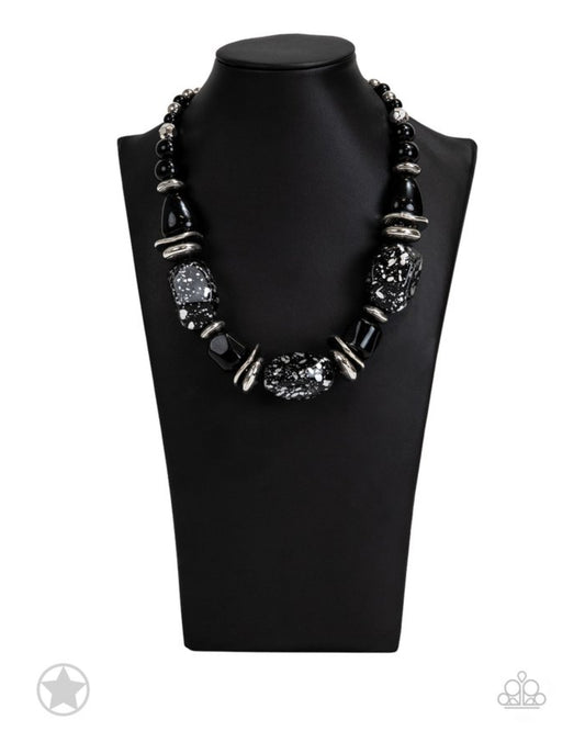 In Good Glazes - Black