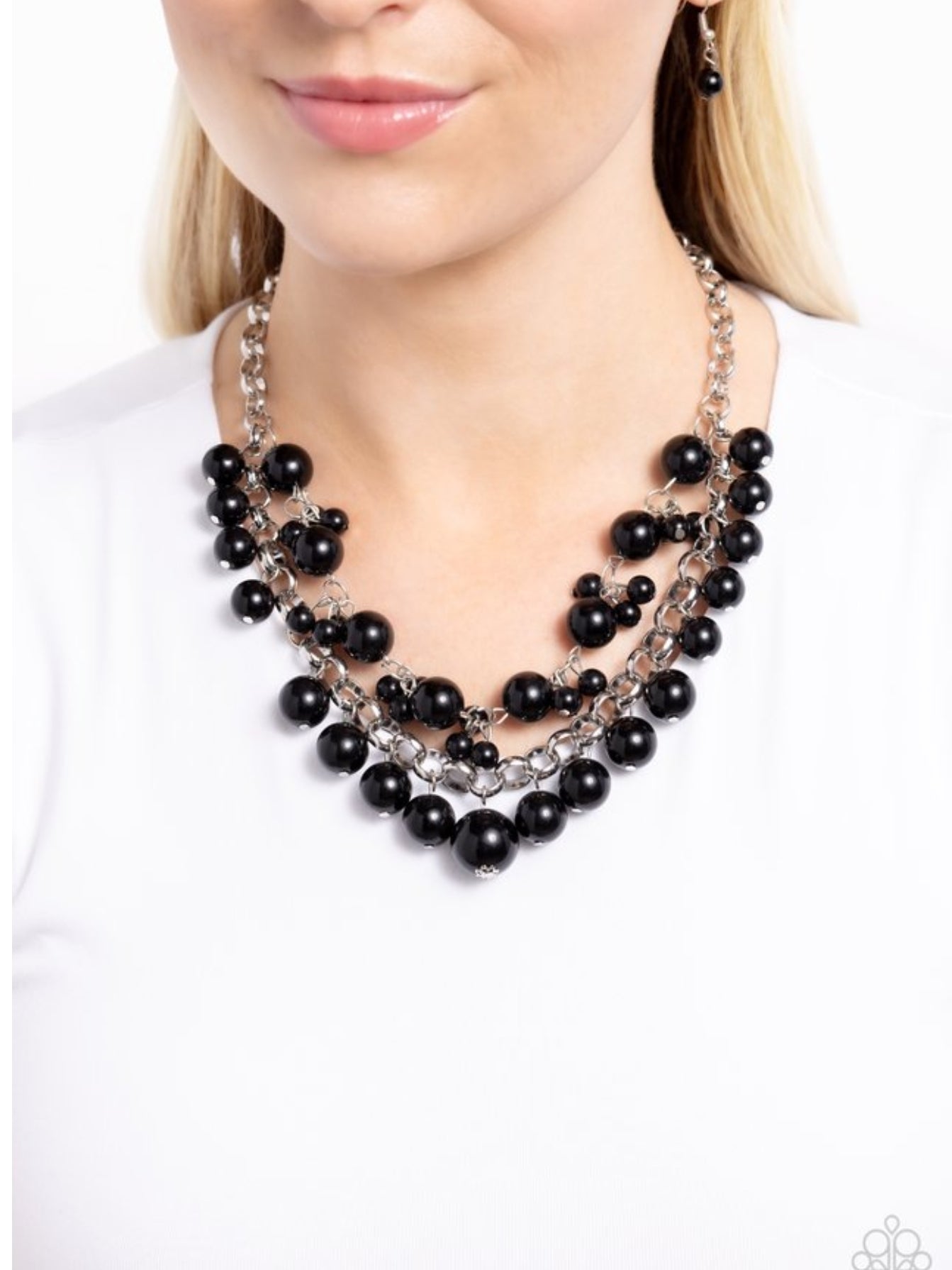BALLROOM Service Black Bead Necklace