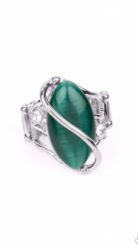 Enlightened Elegance - Green Female Ring